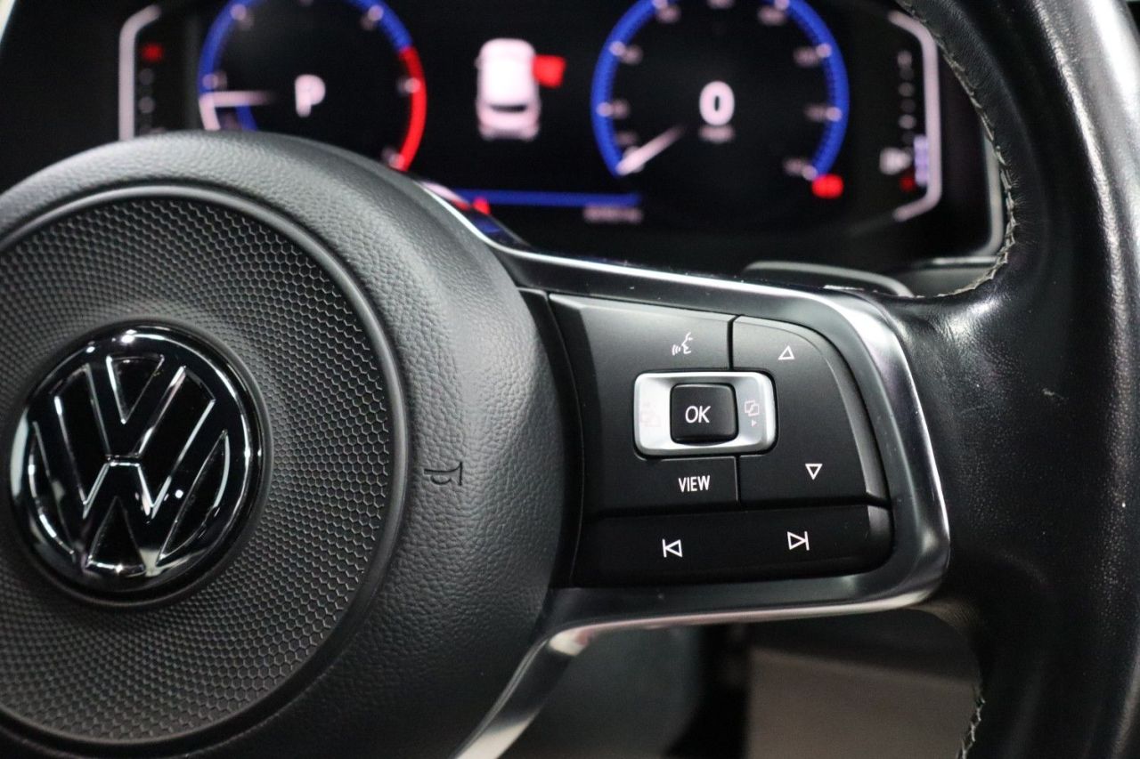 2019 VOLKSWAGEN T-ROC 2.0 TDI R-Line SUV 5dr Diesel DSG Euro 6 (s/s) (150 ps) GOOD LONG MOT / SPA - vehicle photo 54 for sale on PureCar