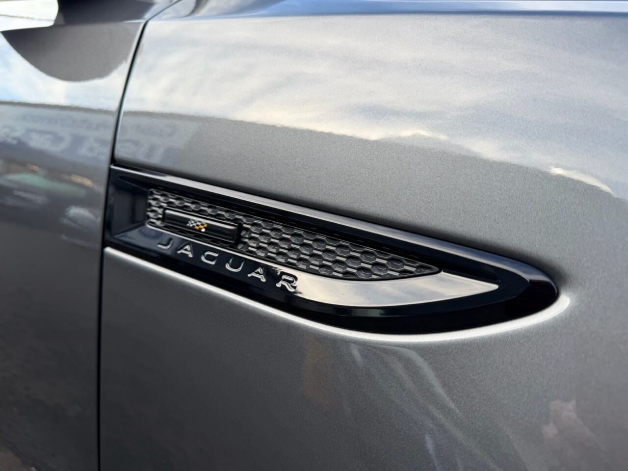 2019 JAGUAR E-PACE 2.0 D150 Chequered Flag SUV 5dr Diesel Auto AWD Euro 6 (s/s) (150 ps) ONLY - vehicle photo 32 for sale on PureCar
