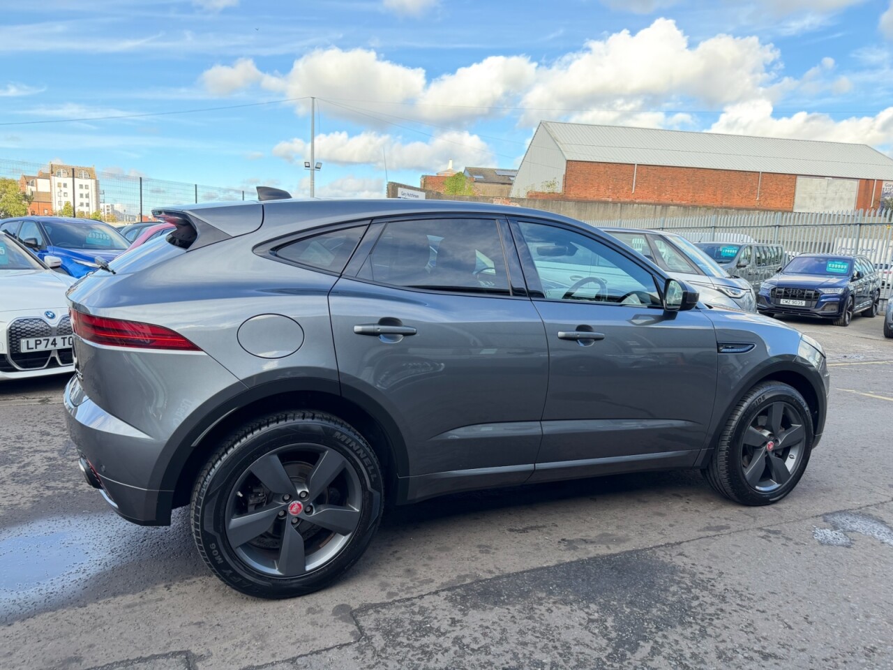2019 JAGUAR E-PACE 2.0 D150 Chequered Flag SUV 5dr Diesel Auto AWD Euro 6 (s/s) (150 ps) ONLY - vehicle photo 4 for sale on PureCar