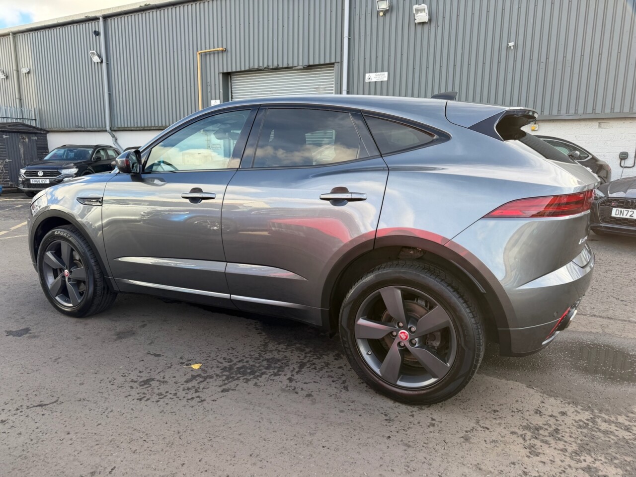 2019 JAGUAR E-PACE 2.0 D150 Chequered Flag SUV 5dr Diesel Auto AWD Euro 6 (s/s) (150 ps) ONLY - vehicle photo 7 for sale on PureCar
