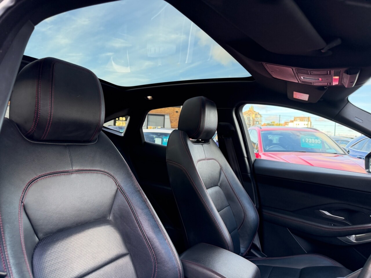2019 JAGUAR E-PACE 2.0 D150 Chequered Flag SUV 5dr Diesel Auto AWD Euro 6 (s/s) (150 ps) ONLY - vehicle photo 27 for sale on PureCar