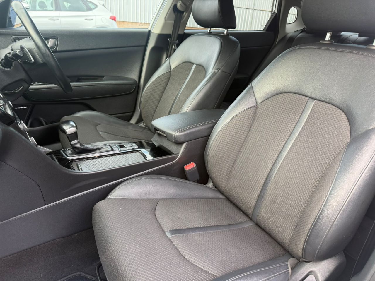 2017 KIA OPTIMA 1.7 CRDi 3 Saloon 4dr Diesel DCT Euro 6 (s/s) (139 bhp) - vehicle photo 14 for sale on PureCar