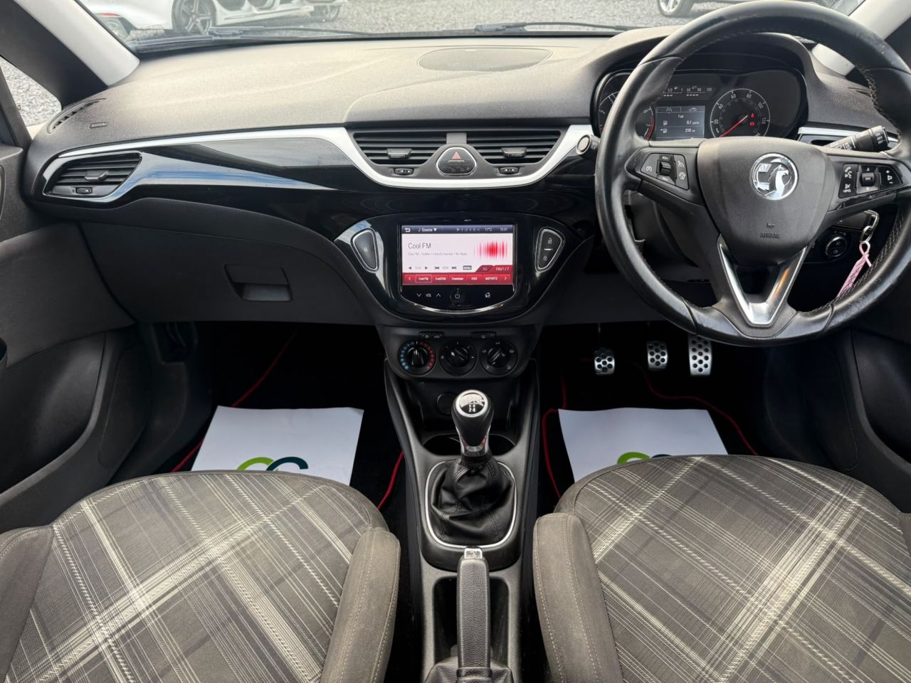 2015 VAUXHALL CORSA 1.4i ecoTEC Limited Edition Hatchback 3dr Petrol Manual Euro 6 (90 ps) - vehicle photo 15 for sale on PureCar