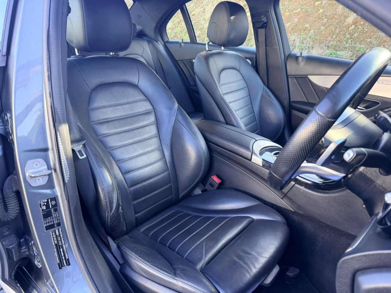 2019 MERCEDES C CLASS 2.0 C220d AMG Line Saloon 4dr Diesel G-Tronic+ Euro 6 (s/s) (194 ps) - vehicle photo 8 for sale on PureCar