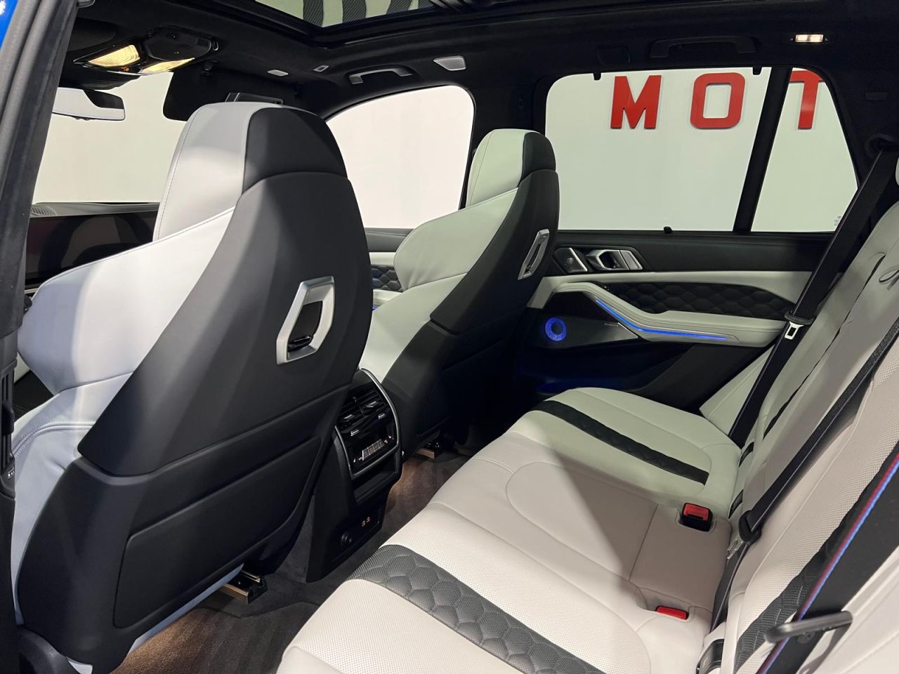 2026 BMW X5 M 4.4i V8 Competition SUV 5dr Petrol Hybrid Steptronic xDrive Euro 6 (s/s) (6 - vehicle photo 8 for sale on PureCar