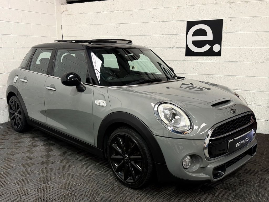 2017 Mini Hatch
