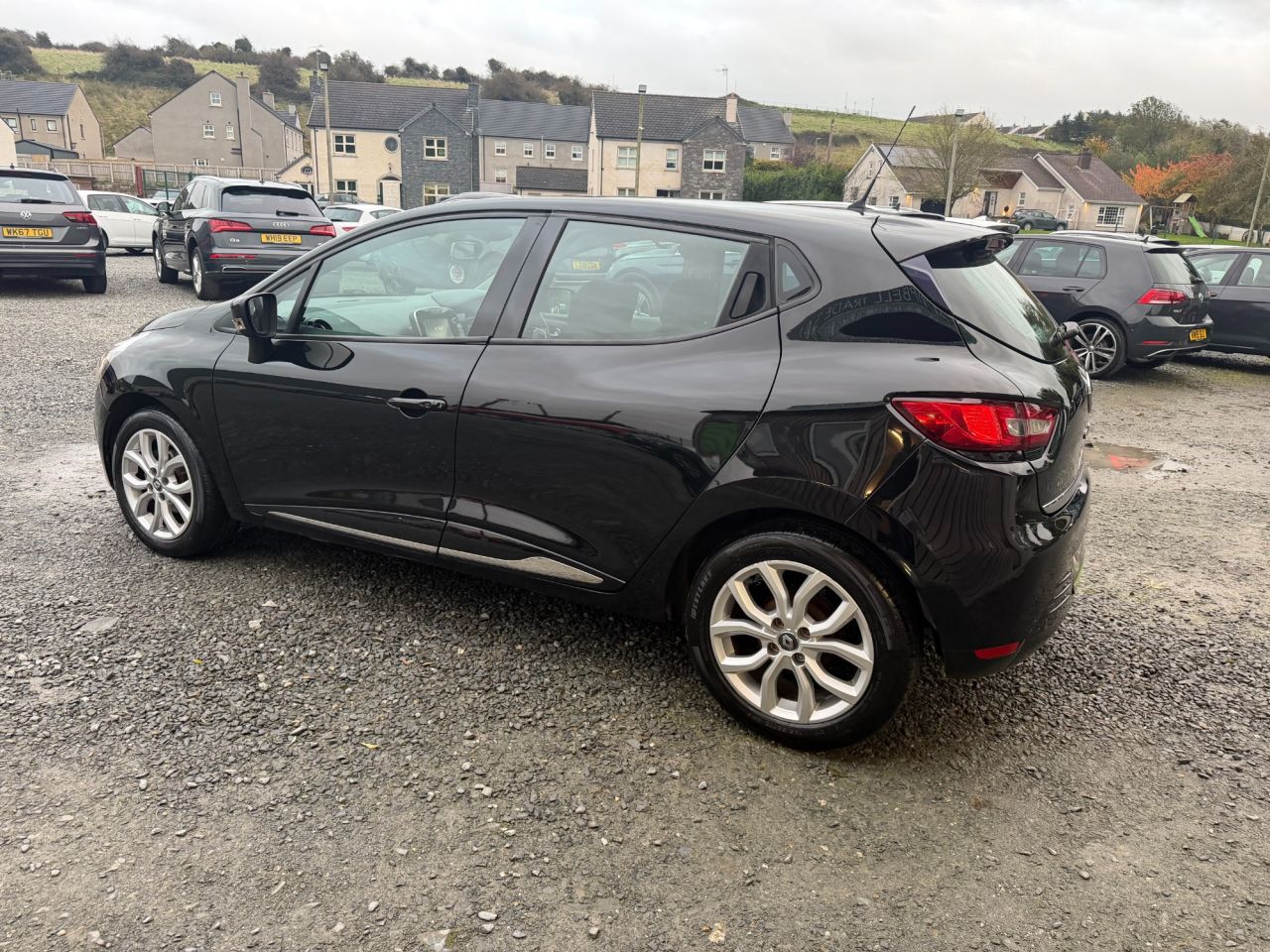 2018 RENAULT CLIO 1.2 16V Dynamique Nav Hatchback 5dr Petrol Manual Euro 6 (75 ps) - vehicle photo 4 for sale on PureCar