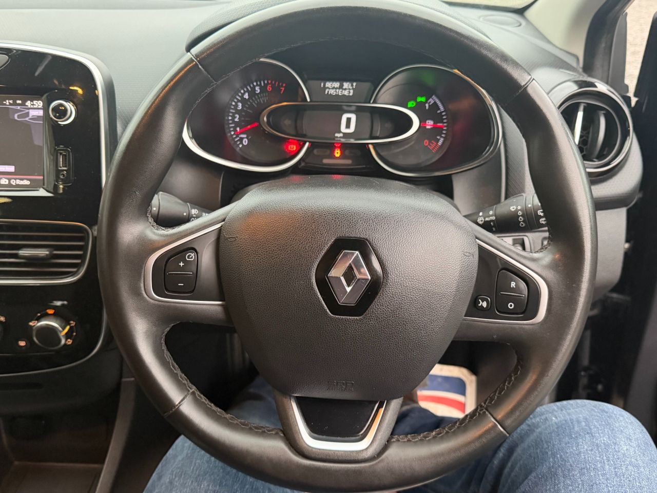 2018 RENAULT CLIO 1.2 16V Dynamique Nav Hatchback 5dr Petrol Manual Euro 6 (75 ps) - vehicle photo 14 for sale on PureCar