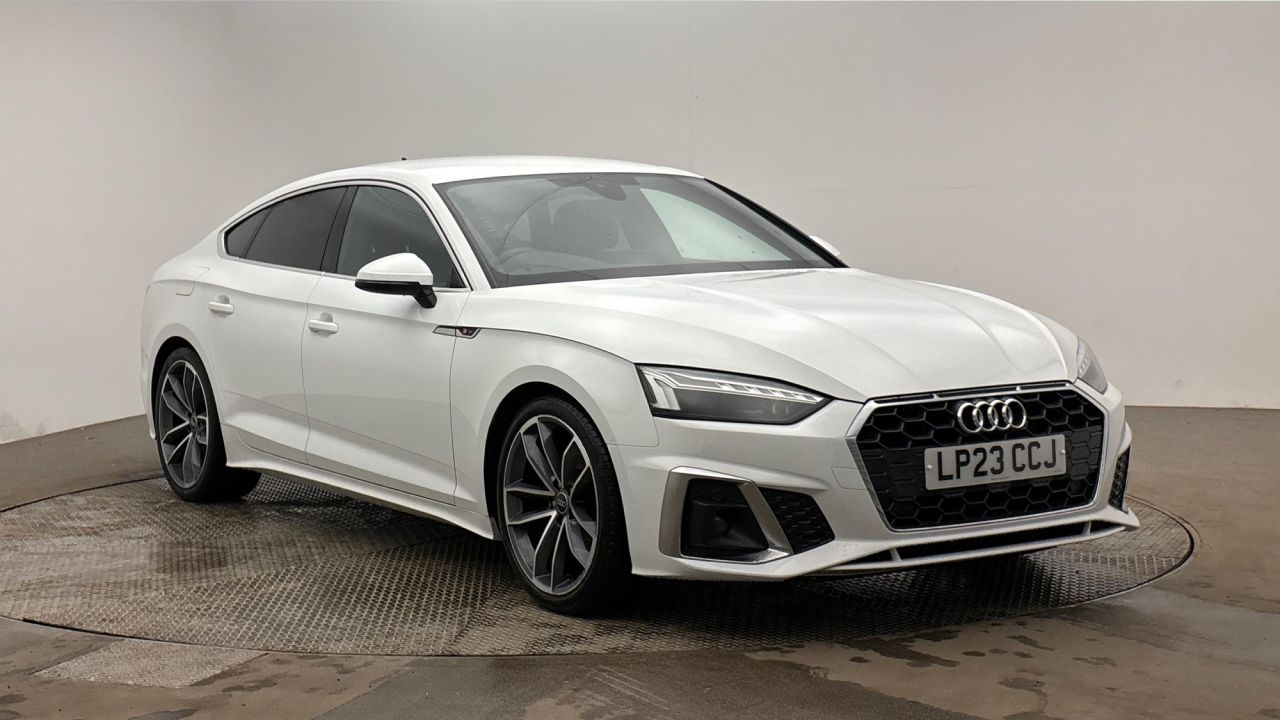 AUDI A5 2023