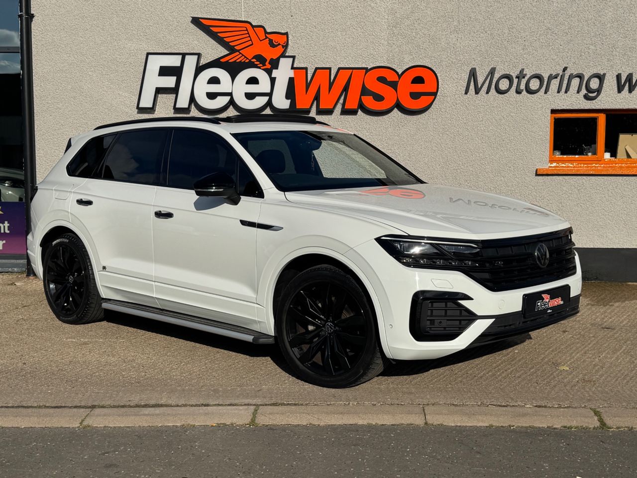 VOLKSWAGEN TOUAREG 2023