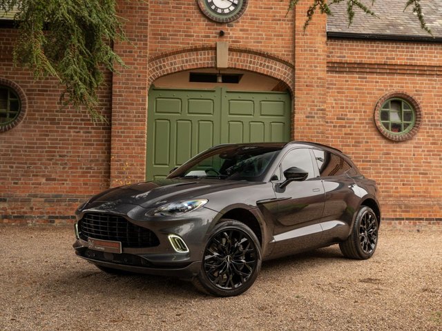 2021 Aston Martin DBX