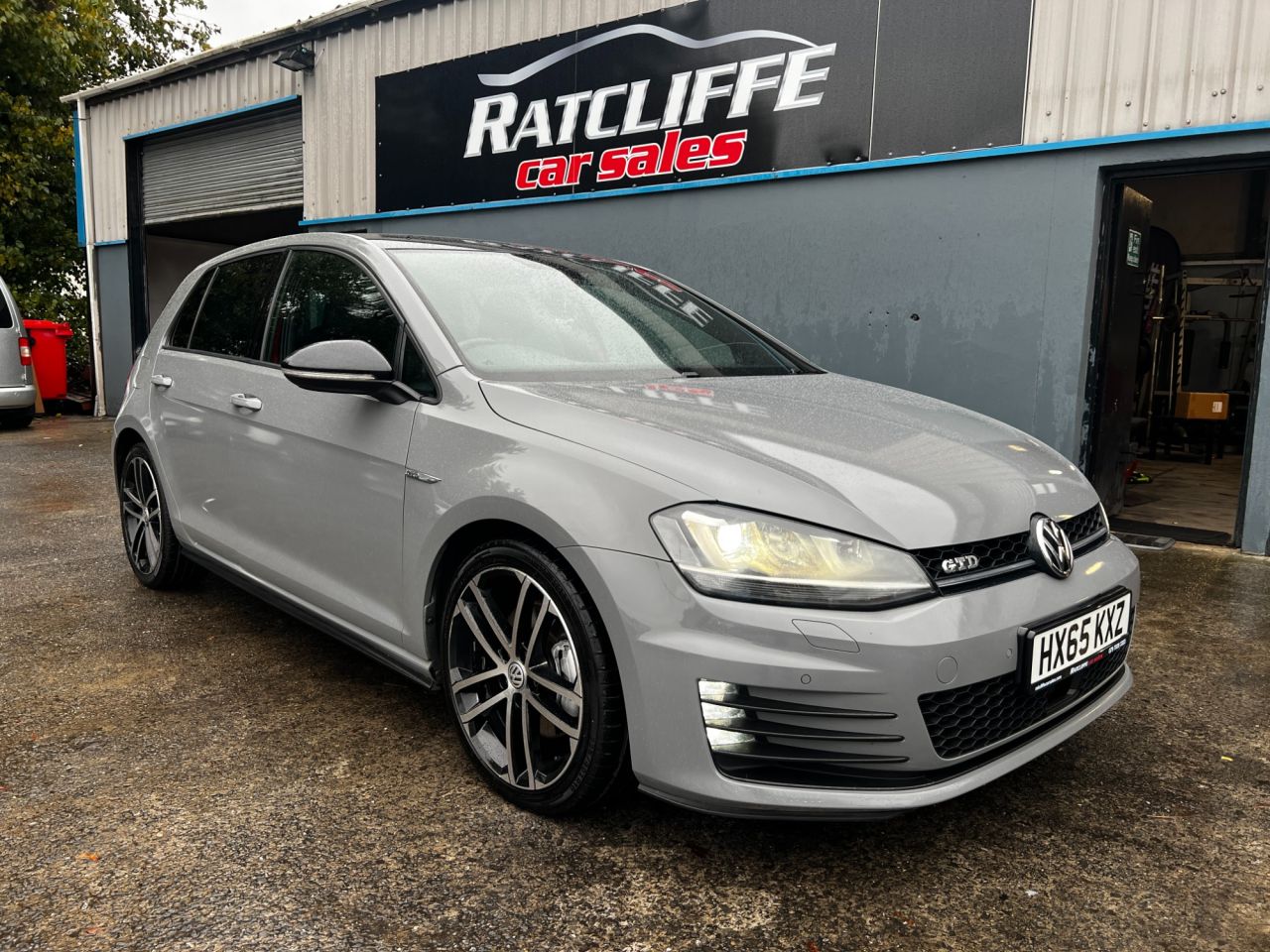 VOLKSWAGEN GOLF 2015