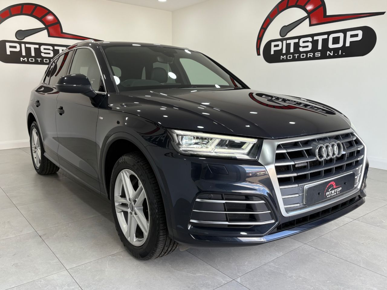2019 AUDI Q5 S Line - vehicle photo 9 for sale on PureCar