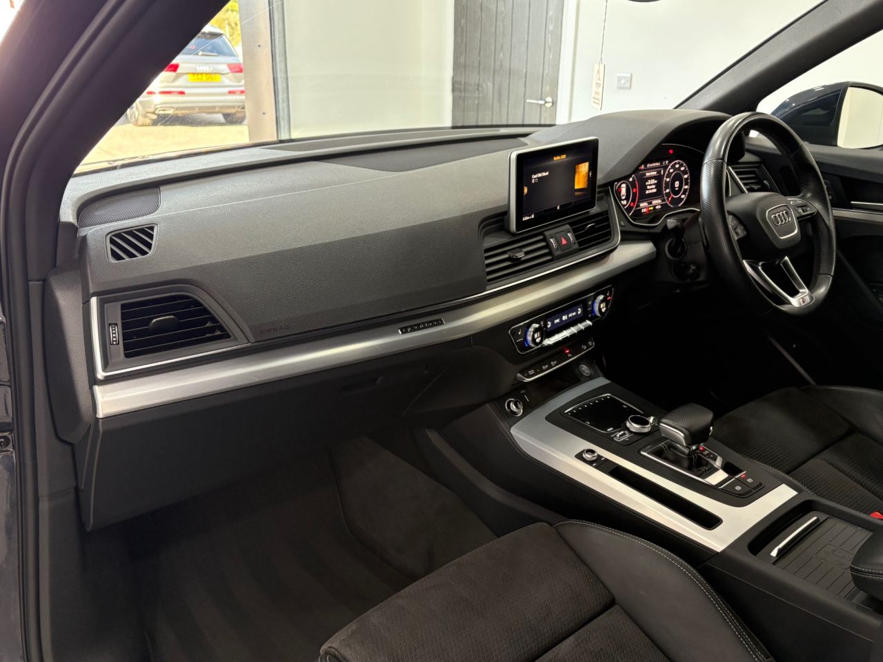 2019 AUDI Q5 S Line - vehicle photo 27 for sale on PureCar