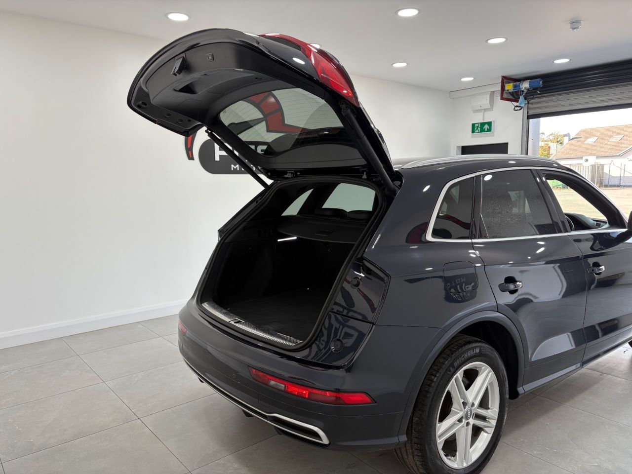 2019 AUDI Q5 S Line - vehicle photo 62 for sale on PureCar