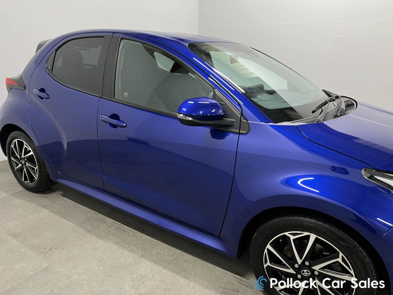 2023 TOYOTA YARIS 1.5 VVT-h Design Hatchback 5dr Petrol Hybrid E-CVT Euro 6 (s/s) (116 ps) Fu - vehicle photo 8 for sale on PureCar