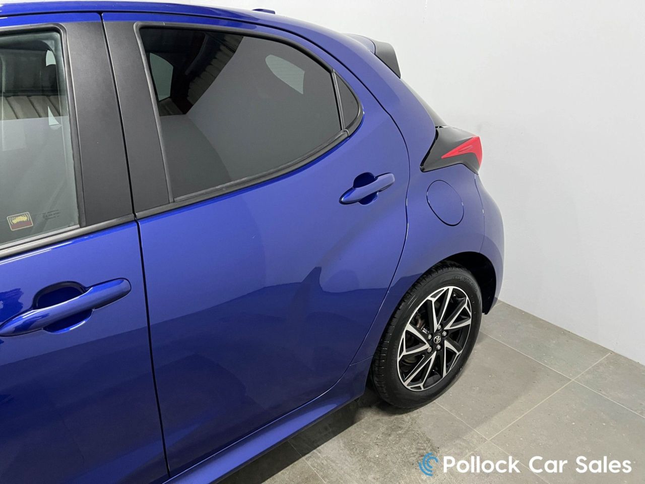 2023 TOYOTA YARIS 1.5 VVT-h Design Hatchback 5dr Petrol Hybrid E-CVT Euro 6 (s/s) (116 ps) Fu - vehicle photo 12 for sale on PureCar