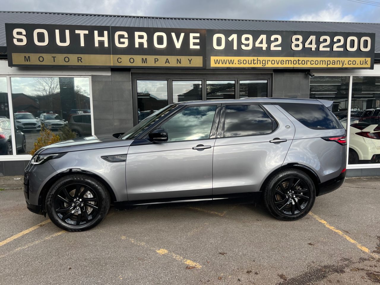 2020 Land Rover Discovery