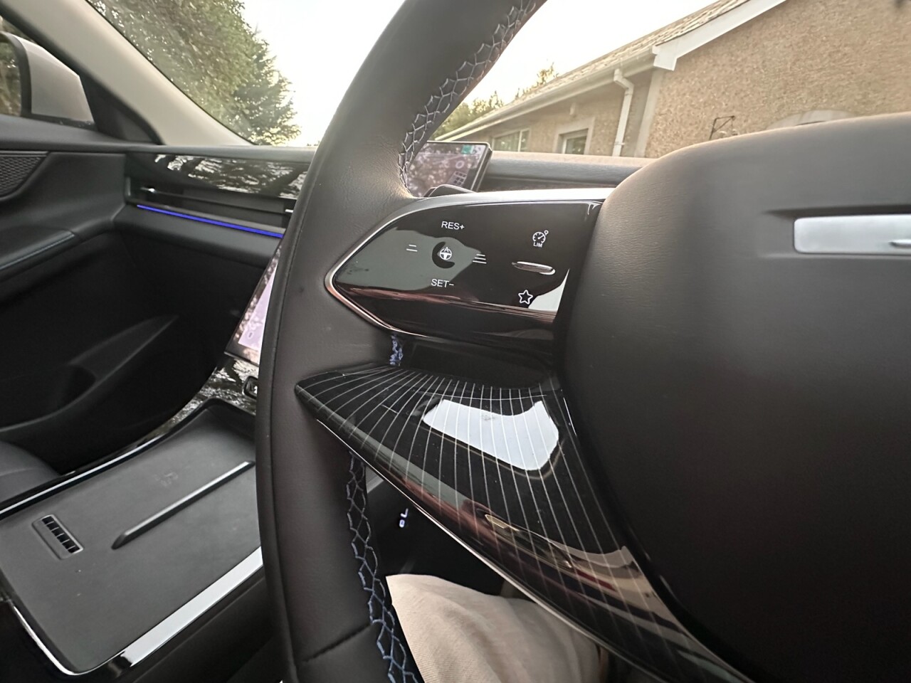 2026 JAECOO LUXURY - vehicle photo 15 for sale on PureCar