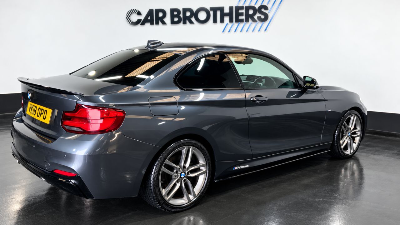 2018 BMW 2 SERIES 2.0 220d M Sport Coupe 2dr Diesel Manual Euro 6 (s/s) (190 ps) - vehicle photo 7 for sale on PureCar