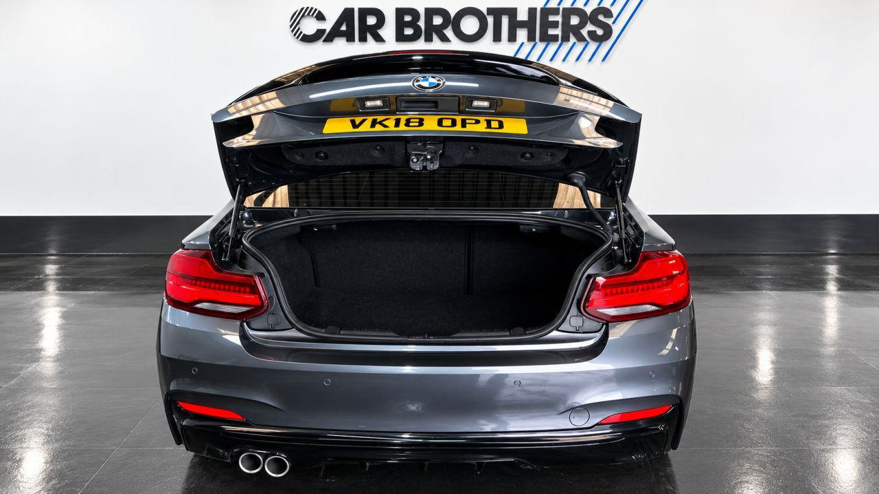 2018 BMW 2 SERIES 2.0 220d M Sport Coupe 2dr Diesel Manual Euro 6 (s/s) (190 ps) - vehicle photo 9 for sale on PureCar