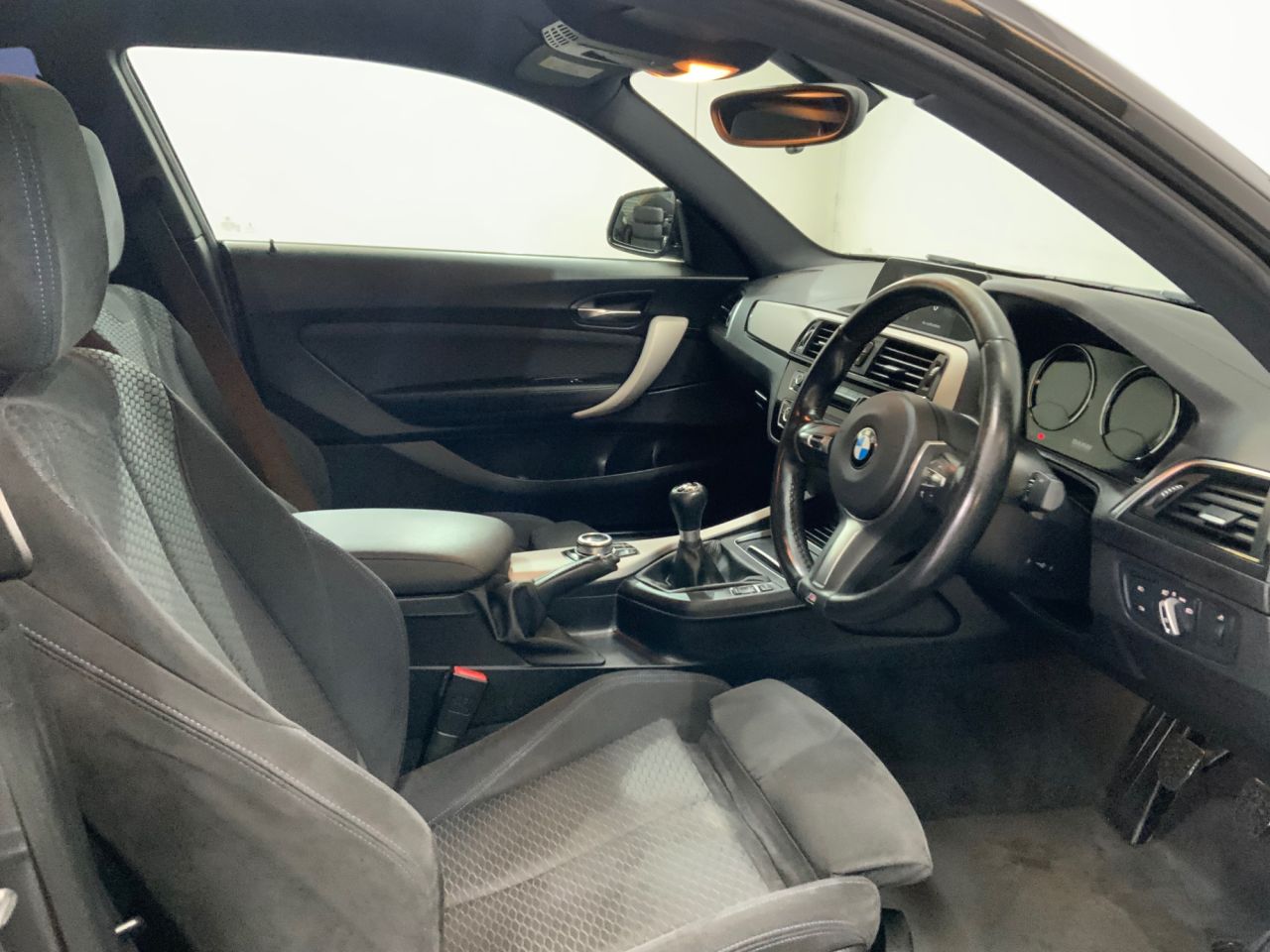 2018 BMW 2 SERIES 2.0 220d M Sport Coupe 2dr Diesel Manual Euro 6 (s/s) (190 ps) - vehicle photo 14 for sale on PureCar