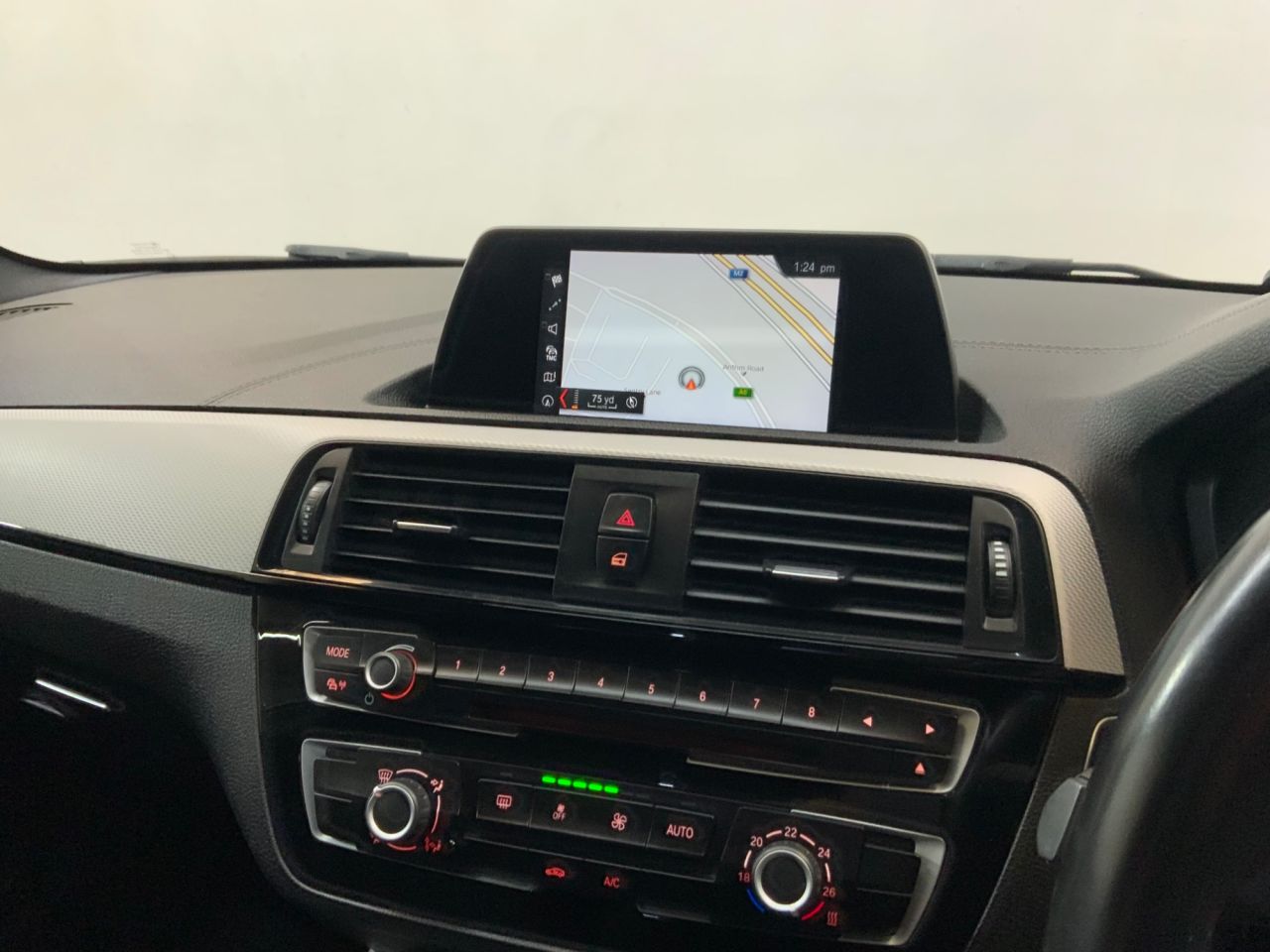 2018 BMW 2 SERIES 2.0 220d M Sport Coupe 2dr Diesel Manual Euro 6 (s/s) (190 ps) - vehicle photo 17 for sale on PureCar