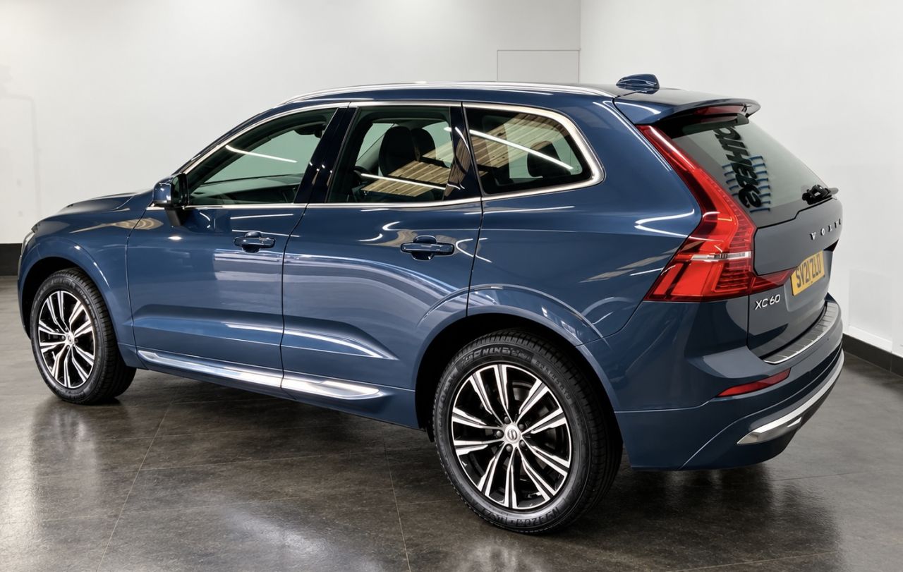 2021 VOLVO XC60 2.0 B5 MHEV Inscription SUV 5dr Petrol Hybrid Auto AWD Euro 6 (s/s) (250 ps - vehicle photo 3 for sale on PureCar