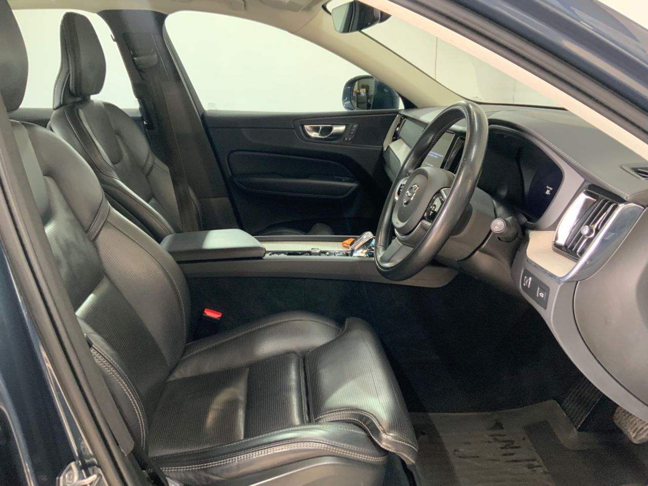 2021 VOLVO XC60 2.0 B5 MHEV Inscription SUV 5dr Petrol Hybrid Auto AWD Euro 6 (s/s) (250 ps - vehicle photo 20 for sale on PureCar
