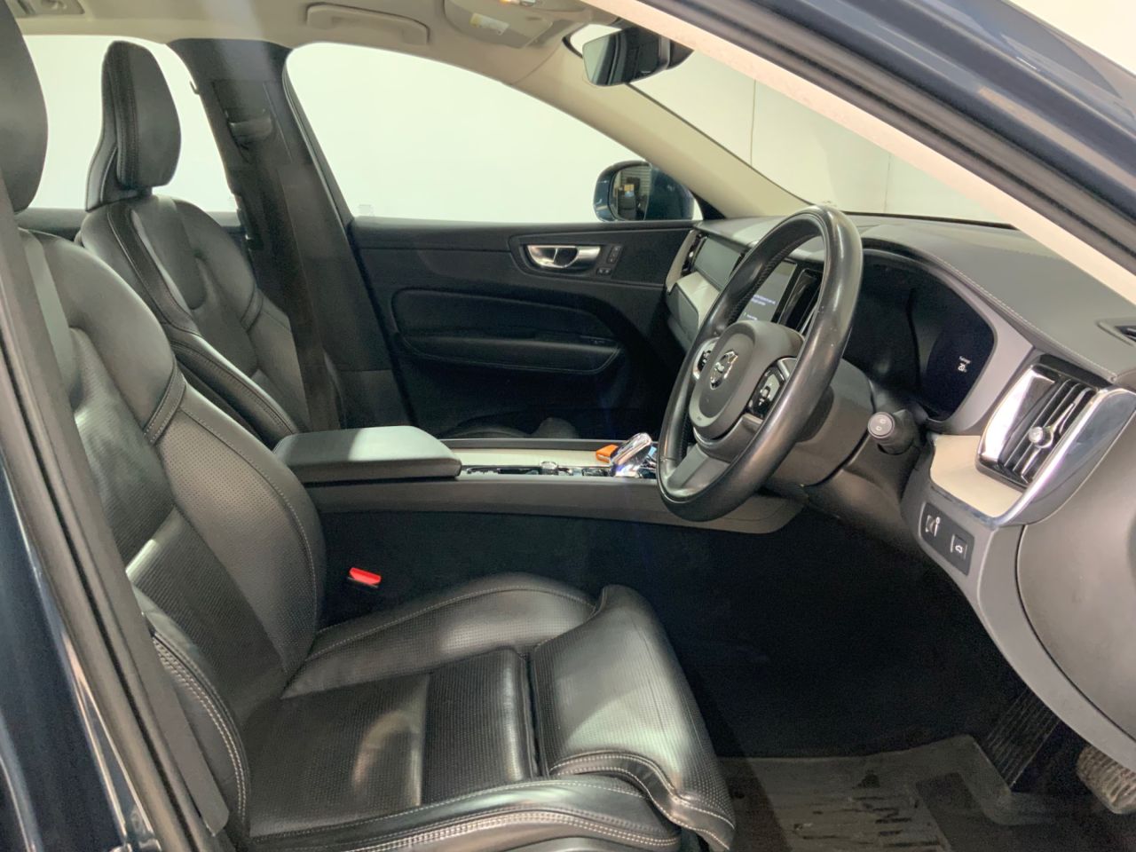 2021 VOLVO XC60 2.0 B5 MHEV Inscription SUV 5dr Petrol Hybrid Auto AWD Euro 6 (s/s) (250 ps - vehicle photo 21 for sale on PureCar