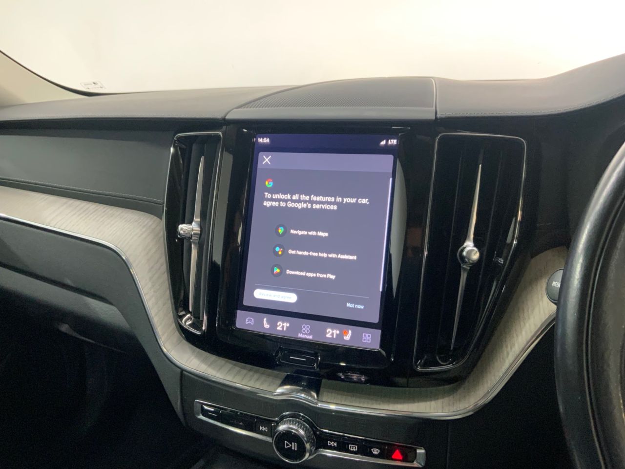 2021 VOLVO XC60 2.0 B5 MHEV Inscription SUV 5dr Petrol Hybrid Auto AWD Euro 6 (s/s) (250 ps - vehicle photo 23 for sale on PureCar
