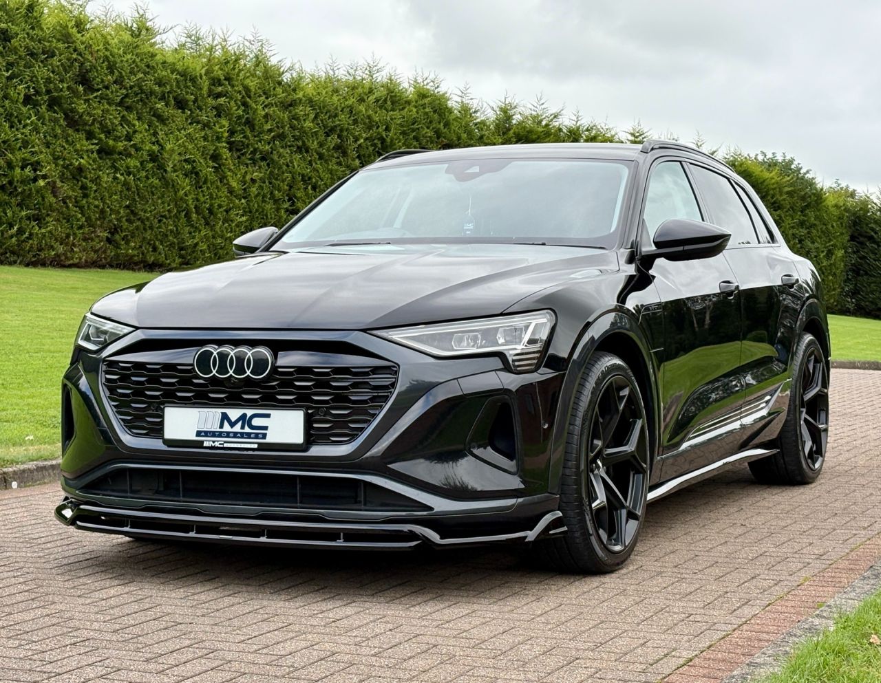 2023 AUDI Q8 E-TRON 50 Sport SUV 5dr Electric Auto quattro 95kWh (11kW Charger) (340 ps) - vehicle photo 8 for sale on PureCar