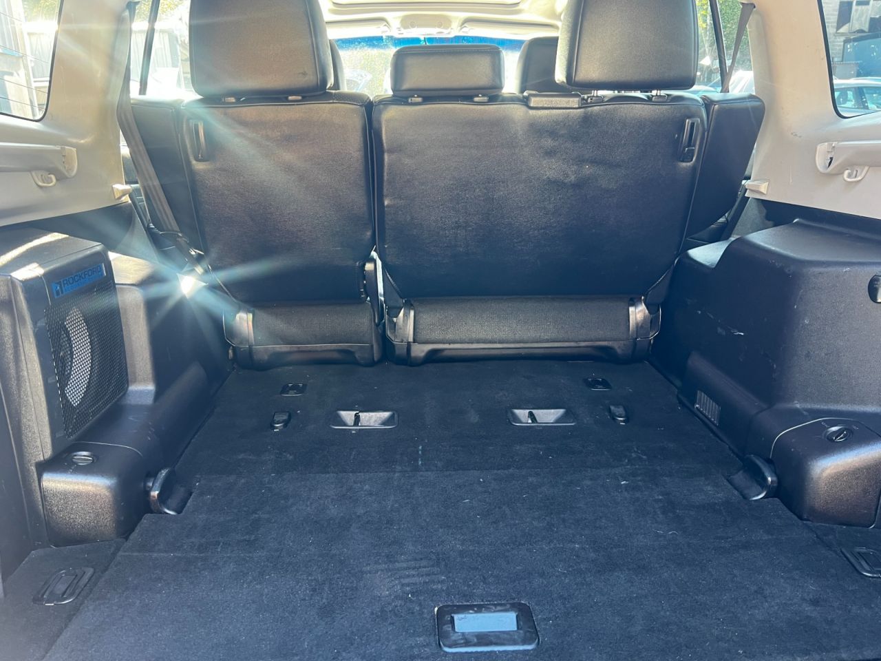 2011 MITSUBISHI SHOGUN 3.2 DI-DC Elegance SUV 5dr Diesel Auto 4WD Euro 5 LWB (197 ps) - vehicle photo 16 for sale on PureCar