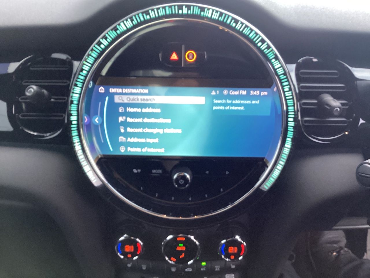 2022 MINI Electric Hatch Cooper SE 32.6kWh Level 2 Hatchback 3dr Electric Auto (184 ps) Only 9,200 m - vehicle photo 15 for sale on PureCar