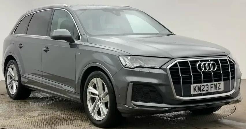 AUDI Q7 2023