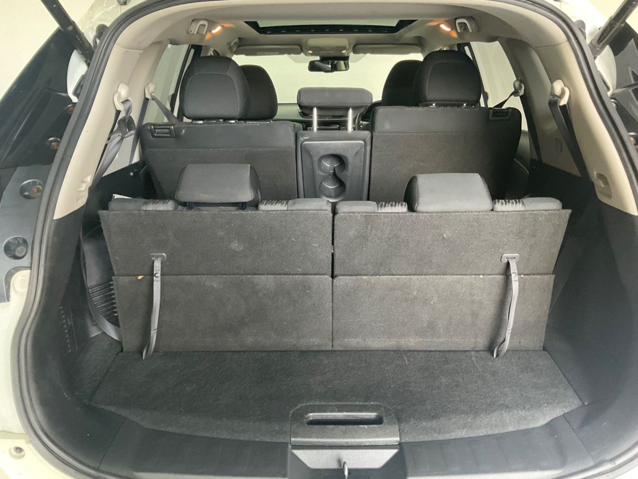 2019 NISSAN X-TRAIL 1.7 dCi N-Connecta SUV 5dr Diesel Manual Euro 6 (s/s) (150 ps) - vehicle photo 9 for sale on PureCar