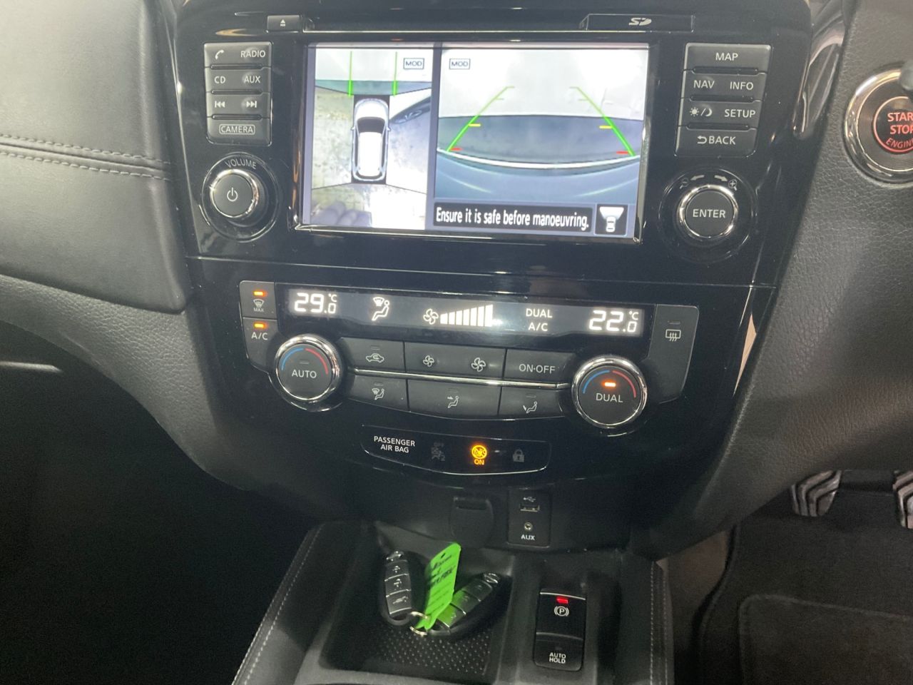 2019 NISSAN X-TRAIL 1.7 dCi N-Connecta SUV 5dr Diesel Manual Euro 6 (s/s) (150 ps) - vehicle photo 25 for sale on PureCar