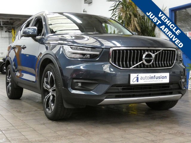 2021 Volvo XC40