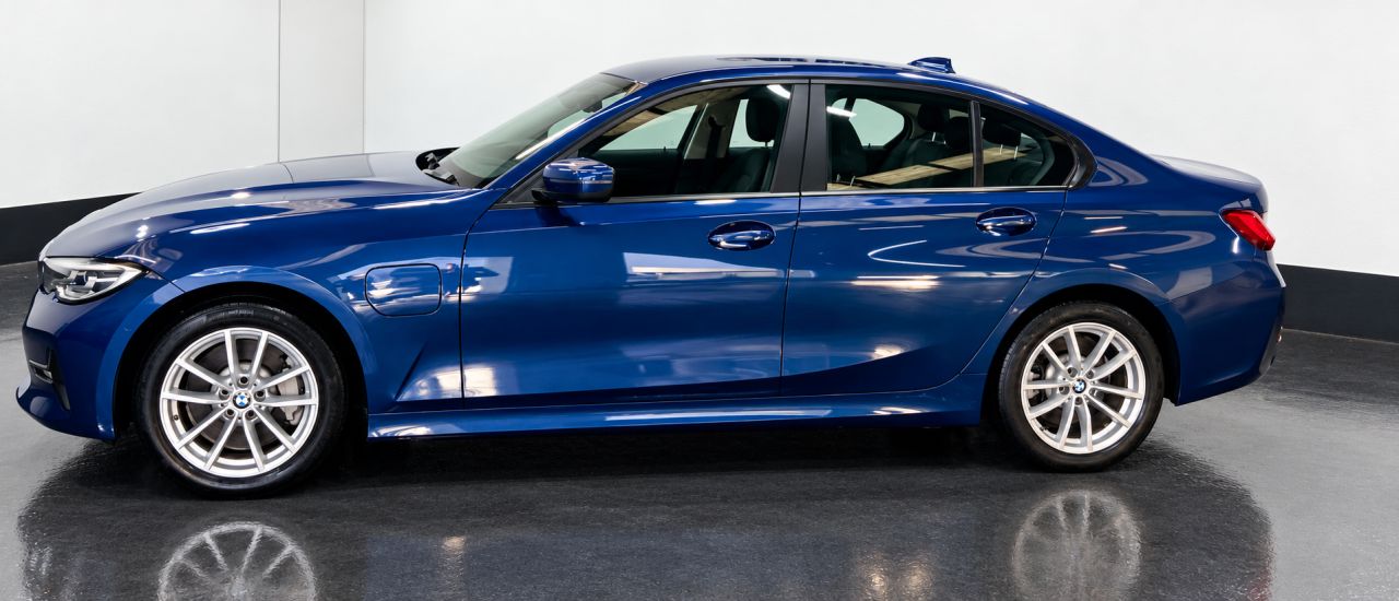 2020 BMW 3 SERIES 2.0 330e 12kWh SE Pro Saloon 4dr Petrol Plug-in Hybrid Auto Euro 6 (s/s) (2 - vehicle photo 5 for sale on PureCar