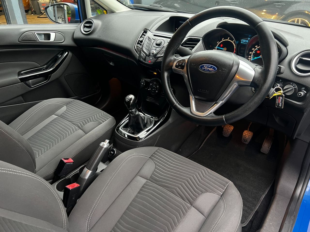 2013 FORD FIESTA 1.25 Zetec Hatchback 3dr Petrol Manual Euro 5 (82 ps) - vehicle photo 8 for sale on PureCar