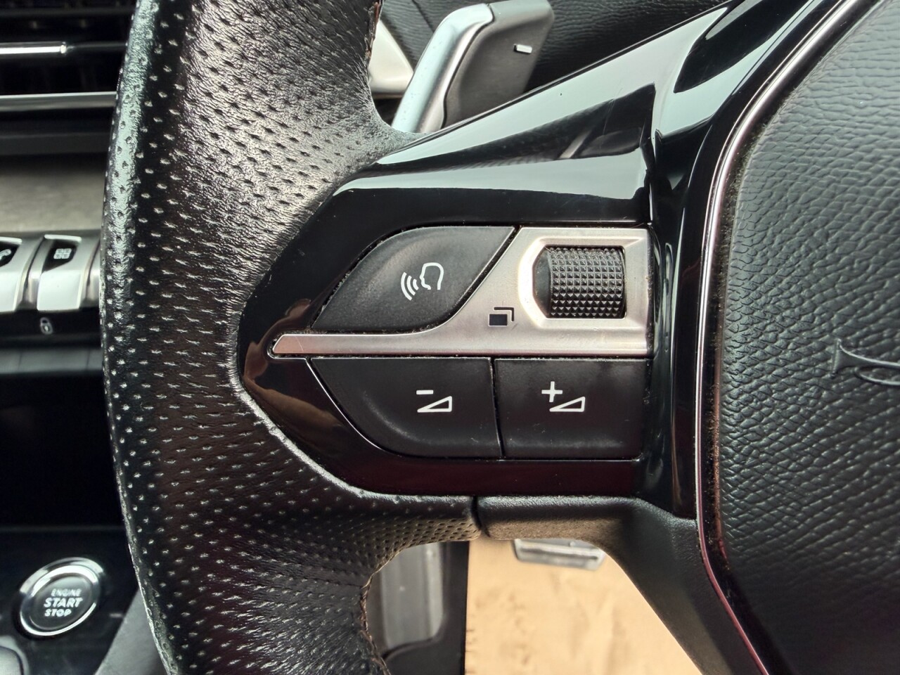 2022 PEUGEOT 1.5 BlueHDi GT SUV 5dr Diesel EAT Euro 6 (s/s) (130 ps) ONLY 73815 GENUINE - vehicle photo 19 for sale on PureCar