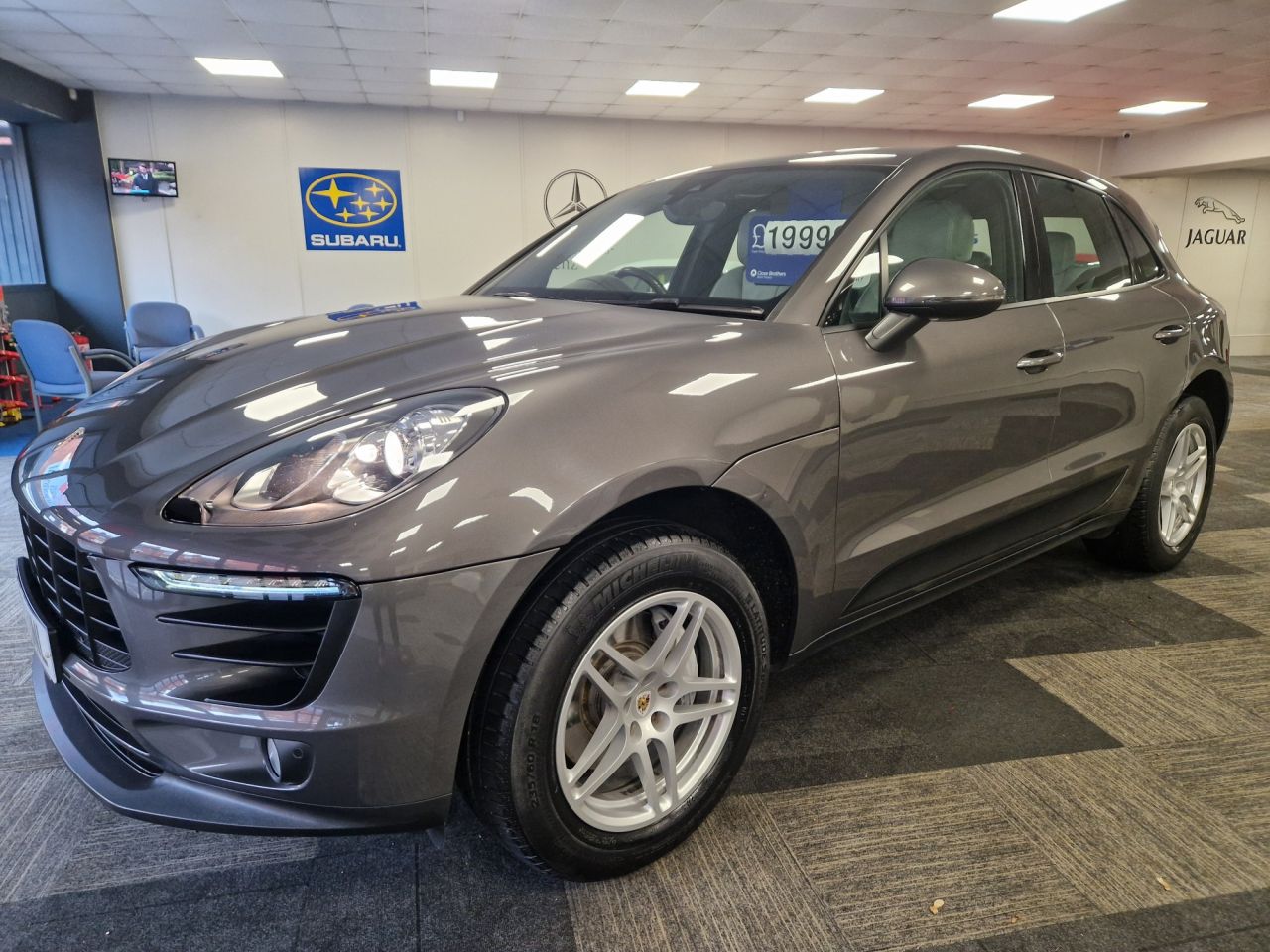 2017 Porsche Macan