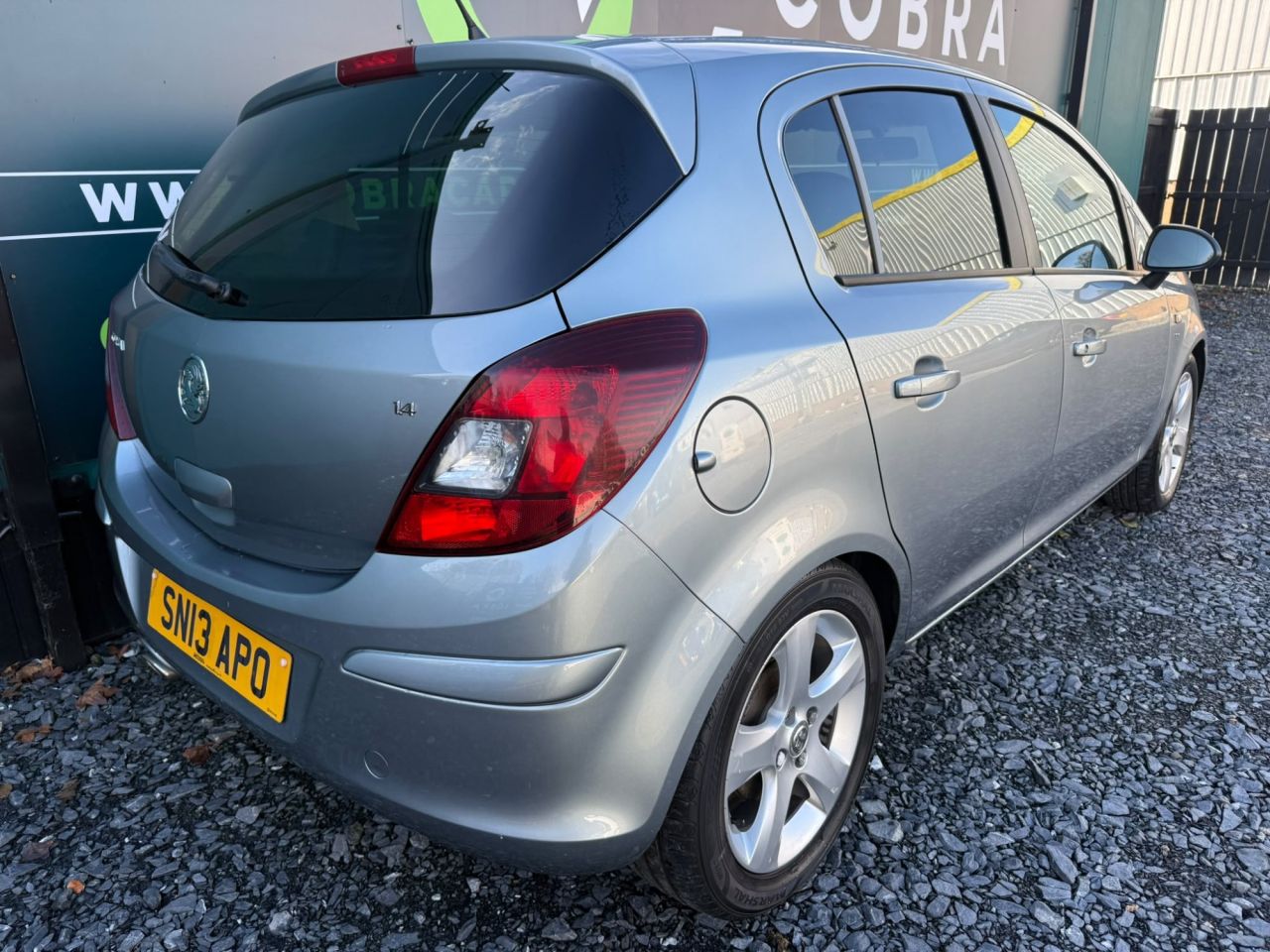 2013 VAUXHALL CORSA 1.4 16V SXi Hatchback 5dr Petrol Manual Wide Ratio Euro 5 (A/C) (100 ps) - vehicle photo 4 for sale on PureCar