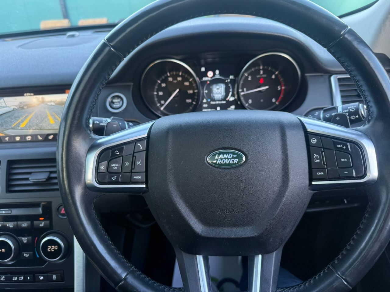 2018 LAND ROVER DISCOVERY SPORT 2.0 SD4 HSE Luxury SUV 5dr Diesel Auto 4WD Euro 6 (s/s) (240 ps) - vehicle photo 17 for sale on PureCar