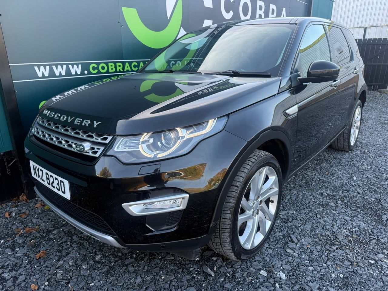 2018 LAND ROVER DISCOVERY SPORT 2.0 SD4 HSE Luxury SUV 5dr Diesel Auto 4WD Euro 6 (s/s) (240 ps) - vehicle photo 4 for sale on PureCar