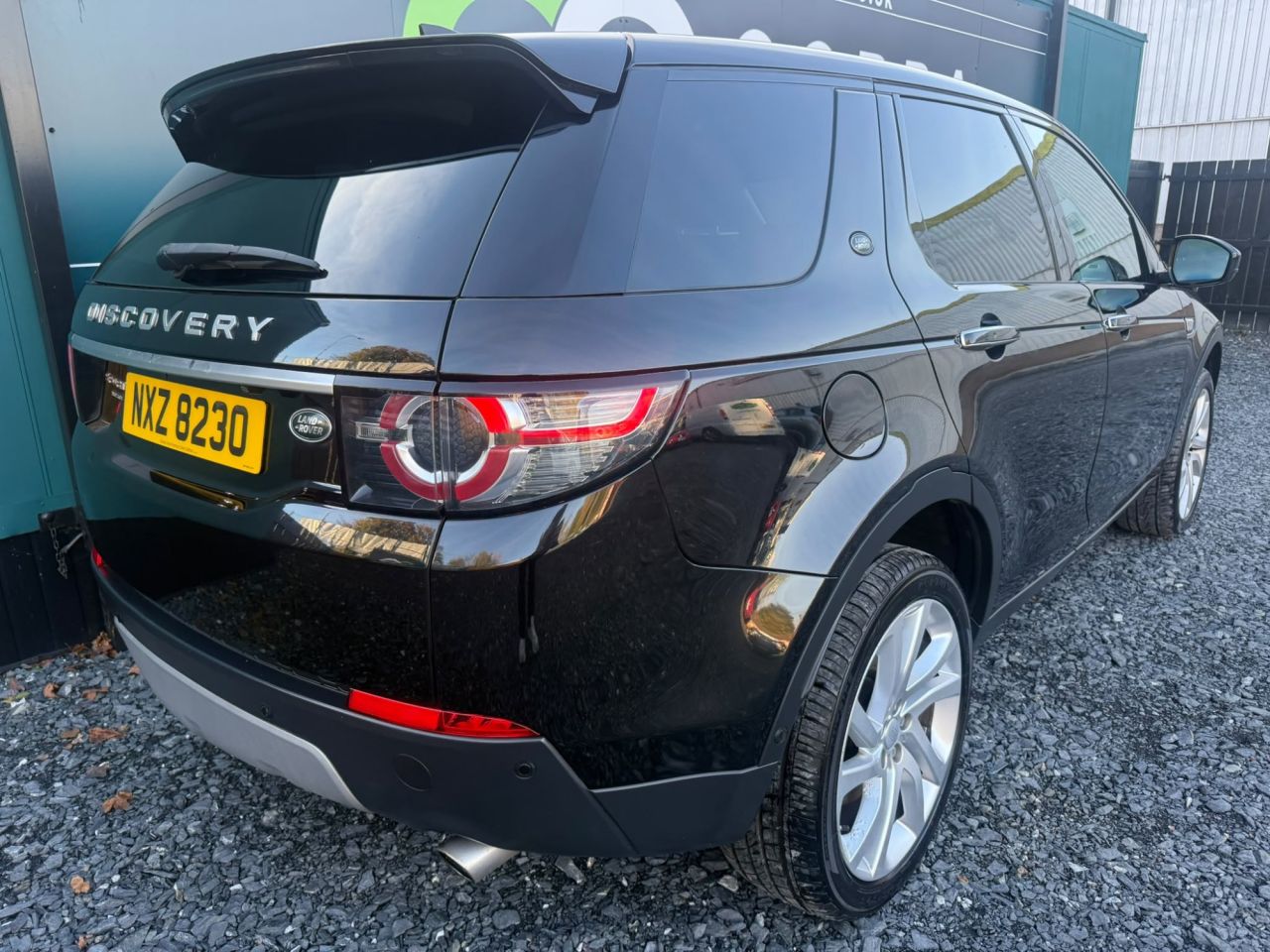 2018 LAND ROVER DISCOVERY SPORT 2.0 SD4 HSE Luxury SUV 5dr Diesel Auto 4WD Euro 6 (s/s) (240 ps) - vehicle photo 7 for sale on PureCar