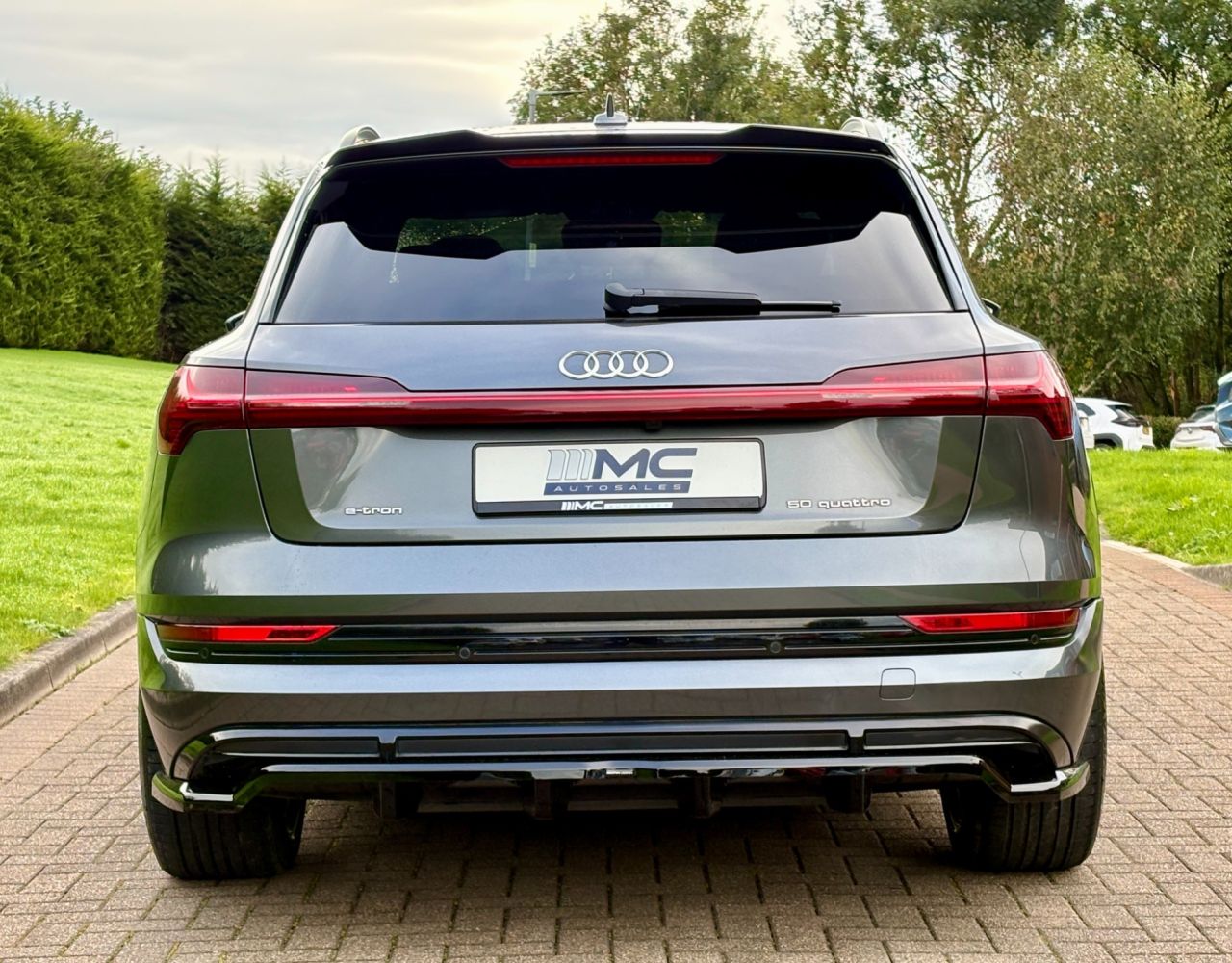 2022 AUDI E-TRON 50 Black Edition SUV 5dr Electric Auto quattro 71.2kWh (11kW Charger) (313 - vehicle photo 9 for sale on PureCar