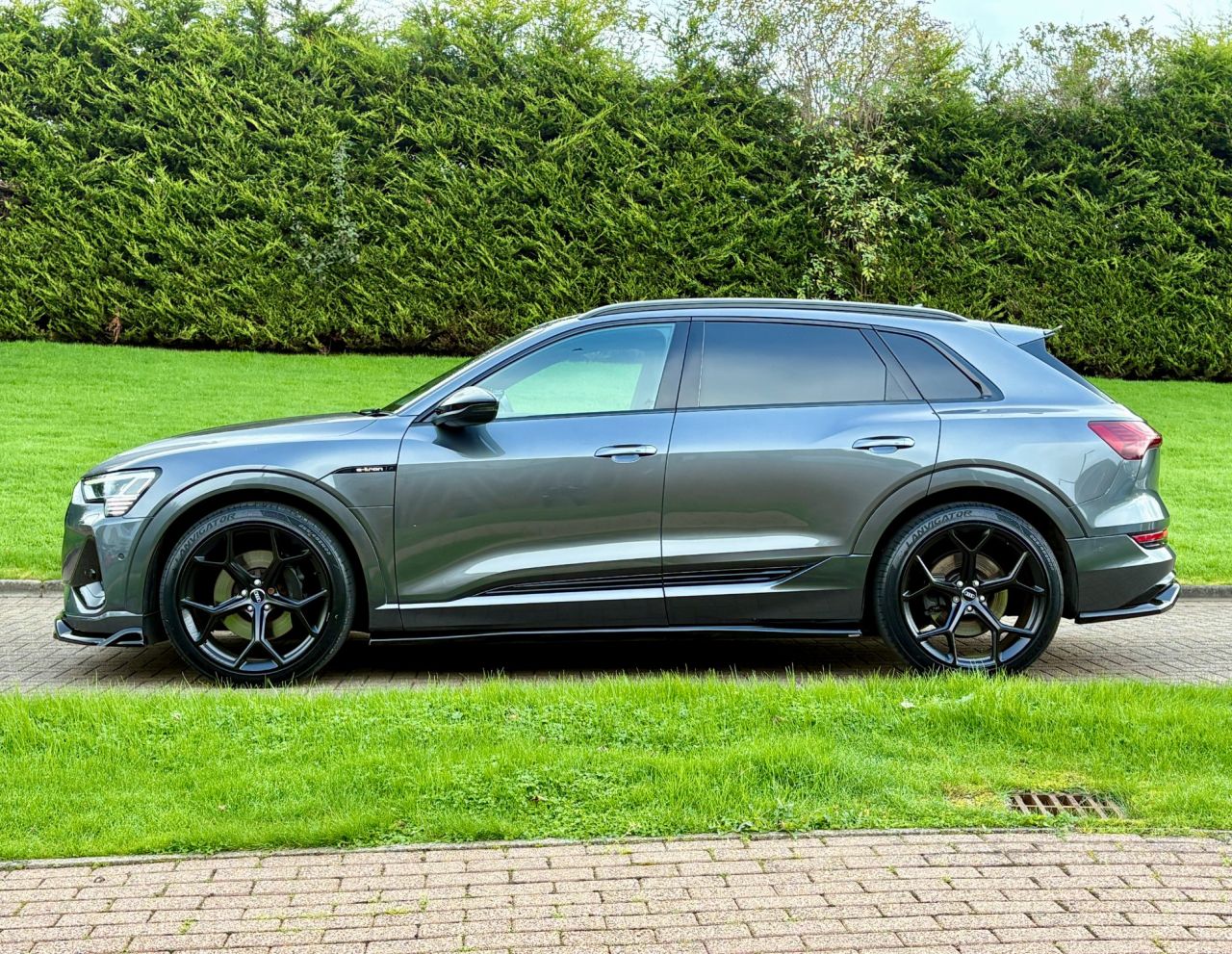 2022 AUDI E-TRON 50 Black Edition SUV 5dr Electric Auto quattro 71.2kWh (11kW Charger) (313 - vehicle photo 8 for sale on PureCar