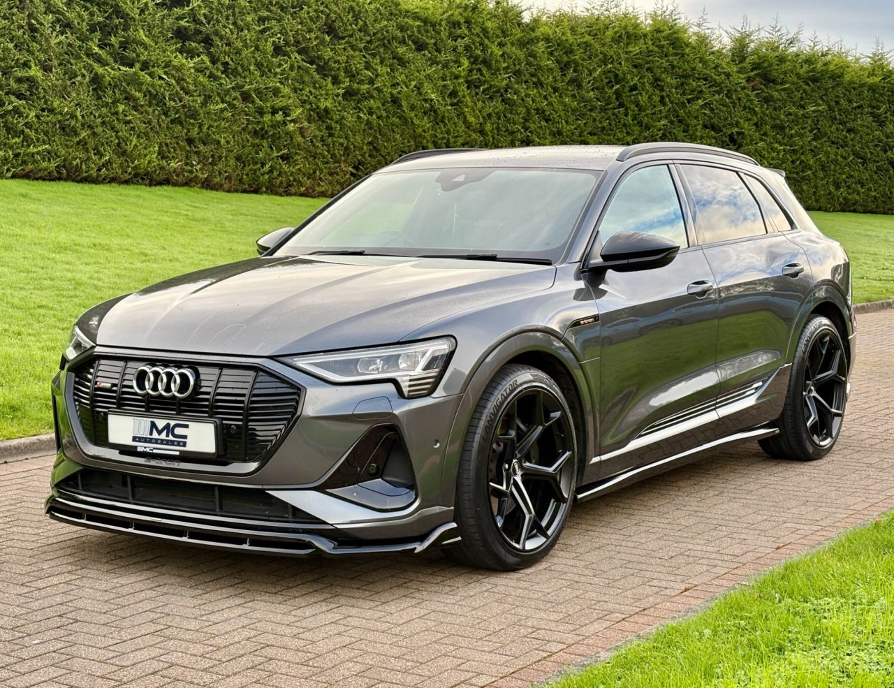 2022 AUDI E-TRON 50 Black Edition SUV 5dr Electric Auto quattro 71.2kWh (11kW Charger) (313 - vehicle photo 2 for sale on PureCar