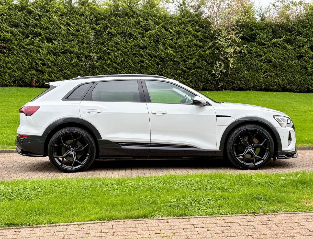 2023 AUDI Q8 E-TRON 50 Sport SUV 5dr Electric Auto quattro 95kWh (11kW Charger) (340 ps) - vehicle photo 7 for sale on PureCar